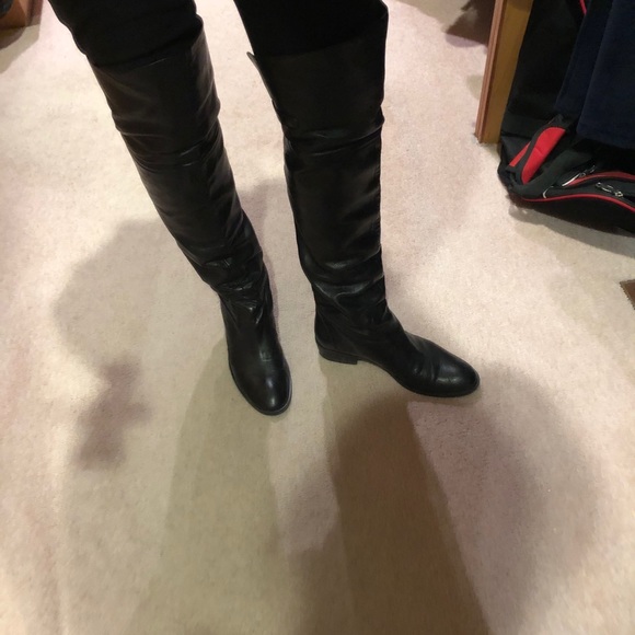 Above the knee black leather boots - Picture 5 of 9